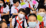 Bộ GD&ĐT: Học sinh, sinh viên đeo khẩu trang chống COVID-19 dịp lễ 30/4