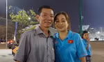 Sau tấm huy chương Vàng lịch sử, nghe ba má Huỳnh Như 'kể xấu' con gái 