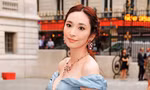 Nữ người mẫu vỡ mộng, sống trôi dạt sau khi hôn phu tỷ phú bị kết tội