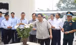 Thủ tướng dâng hương tưởng nhớ anh hùng liệt sĩ tại Ngã ba Đồng Lộc