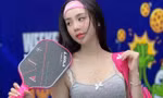 Mặc gì giữa tranh cãi chơi Pickleball chủ yếu khoe thân, làm màu