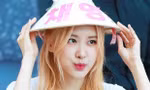 BlackPink đội nón lá, khăn rằn