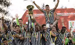 Juventus vô địch Coppa Italia.