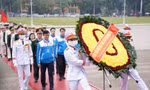 Đại biểu dự Đại hội Đoàn toàn quốc lần thứ XII làm lễ báo công dâng Bác