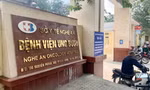 Đại diện Bệnh viện Ung bướu Nghệ An cho biết đã đấu thầu để mua sinh phẩm của Công ty Việt Á nhưng chưa nhận hàng 
