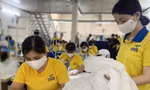 Cty Dony không thể tuyển thêm lao động vì dịch diễn biến phức tạp. Ảnh: U.P 