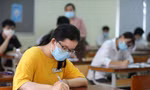 Liệu thí sinh có bị thiệt với đáp án, thang điểm của đề thi Ngữ văn năm nay? Ảnh: Như Ý 