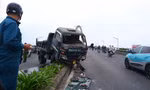 Thót tim cảnh xe tải mất phanh tông gãy trụ điện trên cầu vượt ở Đà Nẵng