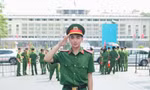 Nam sinh Học viện Cảnh sát Nhân dân và khoảnh khắc không quên tại Lễ Kỷ niệm 50 năm thống nhất đất nước 