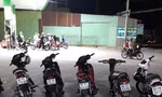 Cảnh sát tóm gọn nhóm quái xế nẹt pô, đánh võng