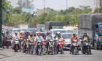 TPHCM nắng gắt, cảnh báo nguy cơ cháy nổ và sốc nhiệt 
