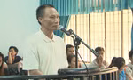 Đối tượng Chinh trước vành móng ngựa