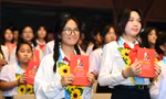 'Ai yêu Bác Hồ Chí Minh hơn thiếu niên nhi đồng'