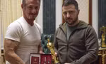 Tổng thống Ukraine Zelensky được tặng tượng vàng Oscar