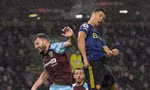 Ronaldo ngồi dự bị trận Burnley vs MU vì không thể chạy nước rút?