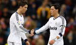 Mesut Oezil bất ngờ 'chửi mắng' truyền thông vì Ronaldo 