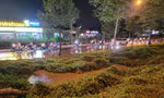 Vỡ đường ống nước, nhiều hộ dân ở TPHCM bị ảnh hưởng