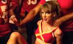 Taylor Swift bị phát tán ảnh khiêu dâm 