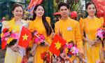 Các nghệ sĩ cùng dàn 'mỹ nhân' Việt rộn ràng tham gia tổng duyệt diễu binh, diễu hành cấp Nhà nước đón Đại lễ 30/4