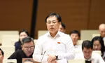 Giá bất động sản phi mã: 'Không ăn gì cả, vài trăm năm mới mua được nhà'