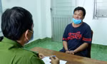 Trùm mền lên người vợ đang ngủ, tẩm xăng đốt vì ghen tuông