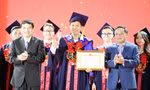 Tuyên dương 100 thủ khoa xuất sắc: Tạo nguồn nhân lực chất lượng cao phát triển của Thủ đô