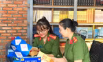 Tuổi trẻ Đắk Lắk xếp sách nghệ thuật, hưởng ứng Cuộc vận động 'Tự hào một dải non sông'