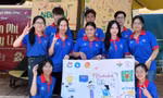 Sôi nổi những gian hàng tình nguyện của thanh niên