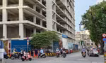 Thị trường bất động sản trầm lắng khiến DN gặp khó trong trả nợ TPDN. Trong ảnh, Dự án The Spirit of Saigon (tài sản đảm bảo phát hành TPDN) nằm im Ảnh: PV