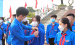 Kết nạp đoàn viên cho các học sinh tiêu biểu trường THCS Lý Tự Trọng, Hòa Bình 