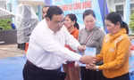 Thanh niên tình nguyện đảm bảo trật tự an toàn giao thông