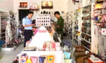 Đột kích kho mỹ phẩm 'khủng' chuyên bán online ở Cà Mau