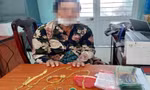 Trộm lượng lớn tiền, vàng đem chôn chuồng gà