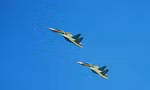 Ngắm tiêm kích Su-30MK2 và trực thăng Mi trong ngày tổng duyệt Triển lãm Quốc phòng quốc tế Việt Nam 2024