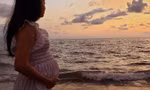 Nima Bhakta tận hưởng bãi biển ở Puerto Vallarta, Mexico, mừng sinh nhật lần thứ 60 của cha cô cùng đại gia đình vào ngày 16/8/2019. Ảnh: Deven Bhakta.