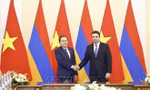 Chủ tịch Quốc hội Trần Thanh Mẫn trong cuộc gặp hẹp Chủ tịch Quốc hội Armenia Alen Simonyan. (Ảnh: TTXVN)