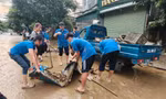 Hình ảnh đẹp của tuổi trẻ Hà Giang tham gia cứu hộ, hỗ trợ người dân khắc phục hậu quả mưa lũ