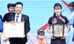 Vợ chồng trẻ khởi nghiệp thành công nhờ cây xạ đen 