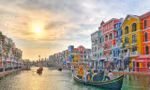 Cao điểm du lịch hè: Vé máy bay tăng từng ngày, cháy tour trong nước