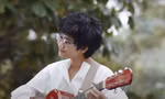 Lê Cát Trọng Lý hát 'Đà Nẵng nhớ bạn' cho quê nhà trong lễ hội chào năm mới