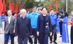 Chủ tịch Ủy ban T.Ư MTTQ Việt Nam dâng hương tại Lán Nà Nưa, Tuyên Quang