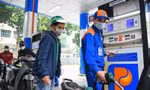 Giá xăng dầu biến động trái chiều
