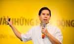 Chủ tịch Thế giới Di động đang 'xoay xở' tiền