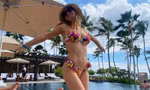 Bức ảnh bikini của sao đẹp nhất 2022