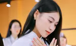 Cô gái Huế cao 1,72 m không áp lực đoạt vương miện Hoa hậu Việt Nam 