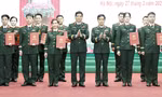 16 học viên quân y được phong quân hàm thượng úy tại lễ tốt nghiệp