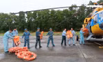 Ba tổ bay trực thăng quân sự sẵn sàng cất cánh cứu trợ đồng bào ở Yên Bái và Cao Bằng