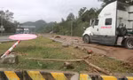 Hiện trường sạt lở nghiêm trọng ở đường tránh Nam Hải Vân sau lũ quét