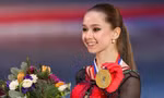 Nhan sắc 'vạn người mê' của nữ thần trượt băng Nga vừa thoát án doping ở Olympic mùa đông