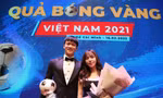 Hoàng Đức cùng bạn gái tại Gala trao giải Quả bóng vàng 2021. Ảnh: Hữu Phạm 